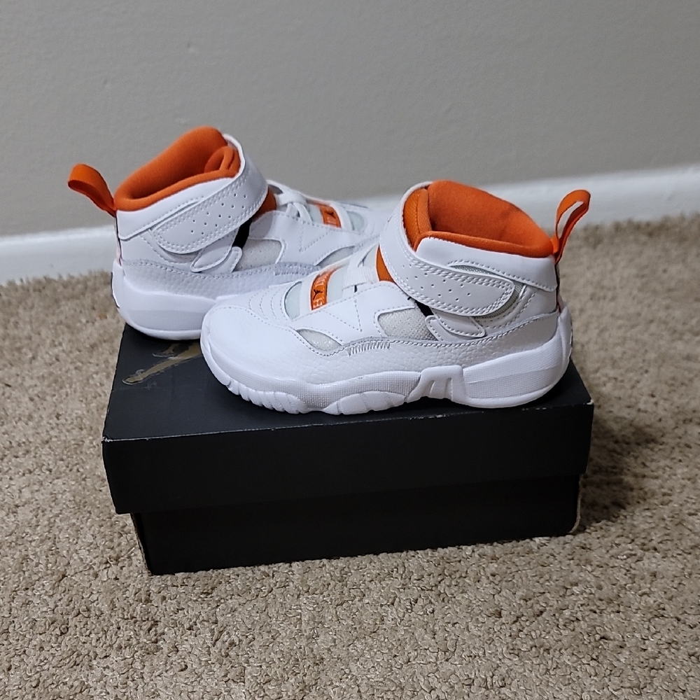 Jordan Kids Sneakers - White and Orange
